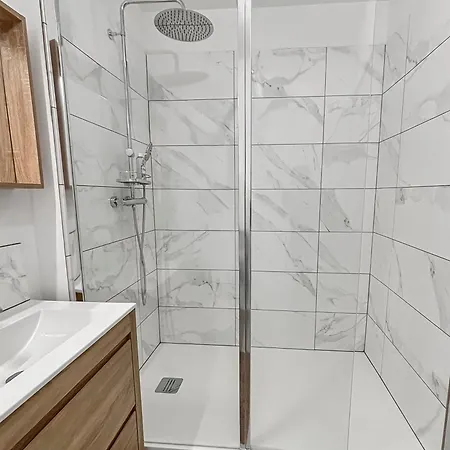 Et Spacieux T3 - Centre Du Mans & Proche Commodites شقة