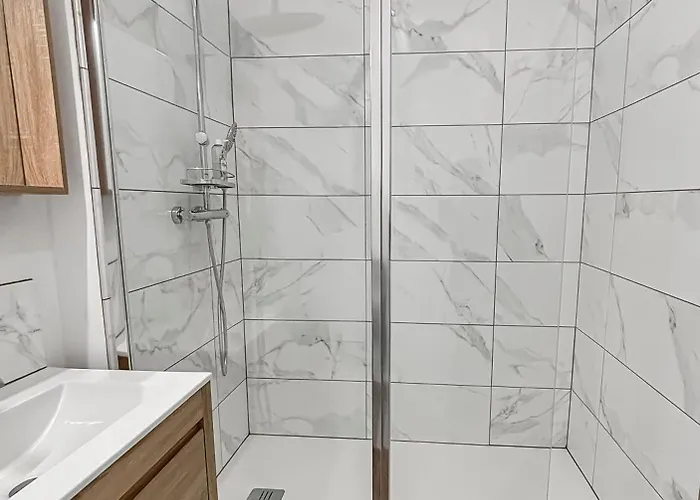 Et Spacieux T3 - Centre Du Mans & Proche Commodites 公寓