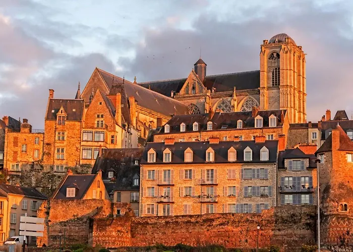 Et Spacieux T3 - Centre Du Mans & Proche Commodites 公寓 *